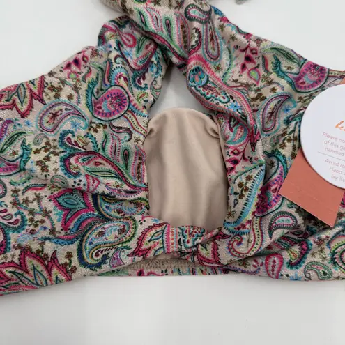 PQ Swim PILYQ Aria Bikini Top SZ D Paisley NWT Twist Halter Swim Shimmer Resort Blue