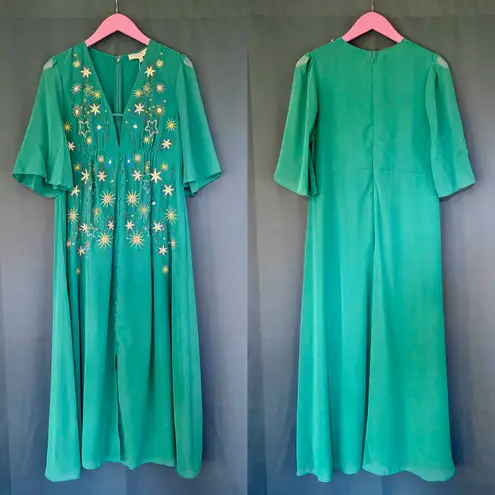 Hope & Ivy Rhea Maternity Embellished Beaded Star Midi Tea Dress