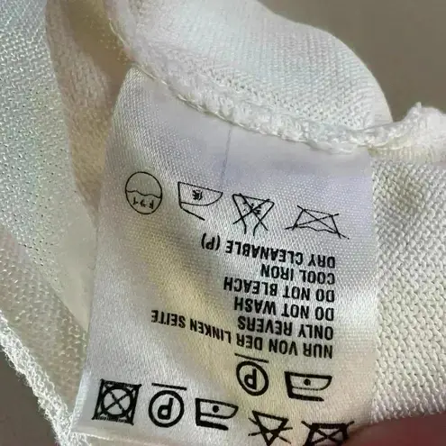 Escada dead stock vintage white scoop neck scallop hemmed warm white knit top Size L