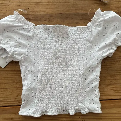 White Puff Sleeve Ruffled Blouse