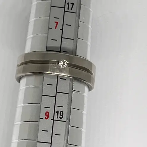 Stainless Steel Ring Cubic Zirconia Crystal Size 8