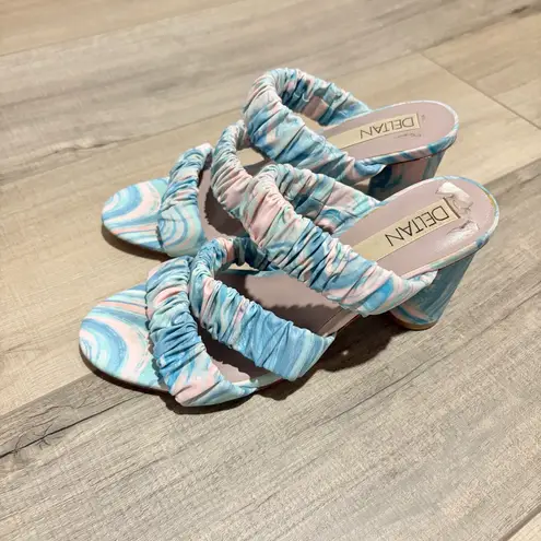 Deltan Colette Printed Three Band Mint Dress Sandals tie dye blue Size 6