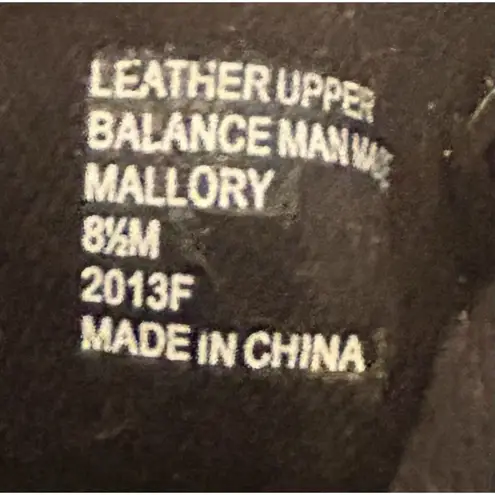 Earth Origins Black Ankle Boots Womens 8.5M Mod Goth Minimalist Classic Booties