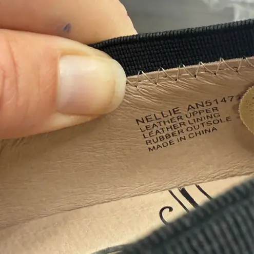 Abeo Nellie Pumps Sz 9.5N Slip On Leather Career Wear Academic Professional Black