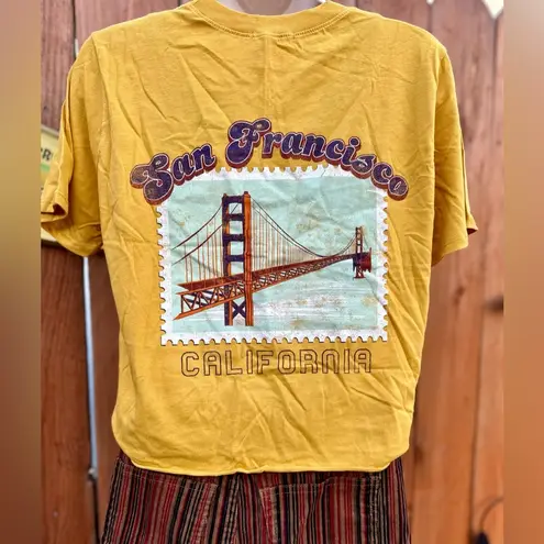 Full Tilt Cute Graphic Tee from Tillys Size Small NWT - Image 3