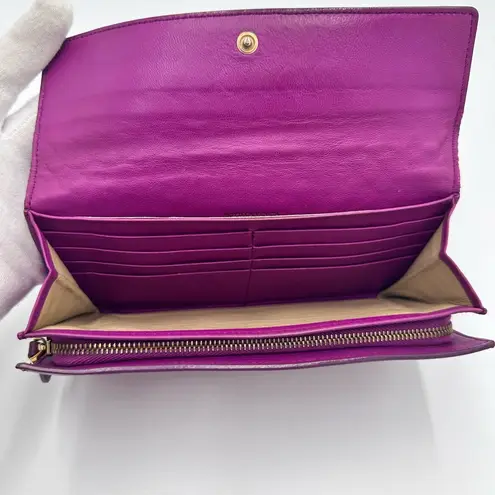 Bottega Veneta (VINTAGE)
Nappa Intrecciato Continental Flap
Wallet Peony