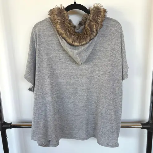 American Vintage Y2K Scene Faux Fur Hood Sleeveless Top 2011 Gyaru Poncho Rave Alt Medium