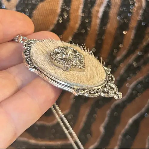 Handmade Handcrafted cowhide vintage gem cameo pendant on chain necklace