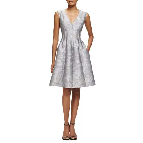 Oscar de la Renta RUNWAY. $2990 FLORAL DAMASK JACQUARD Size: L | US 10