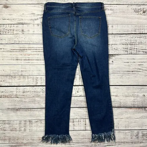 Free People  Great Heights Frayed skinny jeans size 31