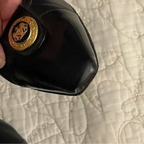 St. John Black Italian Leather Pumps Gold-Tone Button Emblem Size 6.5 $395