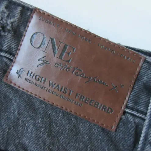 One Teaspoon NWT  High Waist Freebirds in Double Bass Black Destroyed Jeans 25