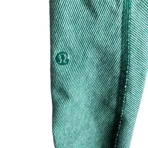 Lululemon  Mid Rise Leggings Women's 6 Green Striped Stretch Activewear Yoga