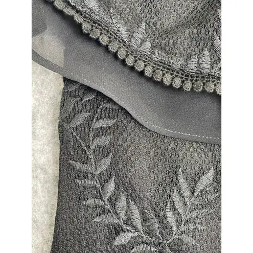 White House | Black Market  Black Textured Leaf Top Ruffle Neckline Brunch Size‎ M