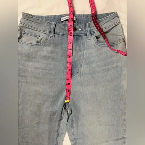 Elizabeth and James High Rise Flare Light Wash Denim Jeans 6