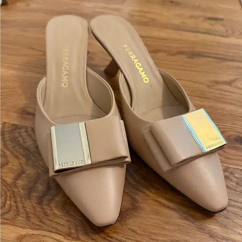 Salvatore Ferragamo Ferragamo Lycia Mules With Double Bow size 9