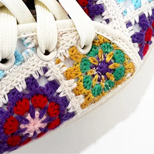 Dirty Laundry  DL Rambling Crochet Platform Sneakers Women’s Size 9 Granny Square