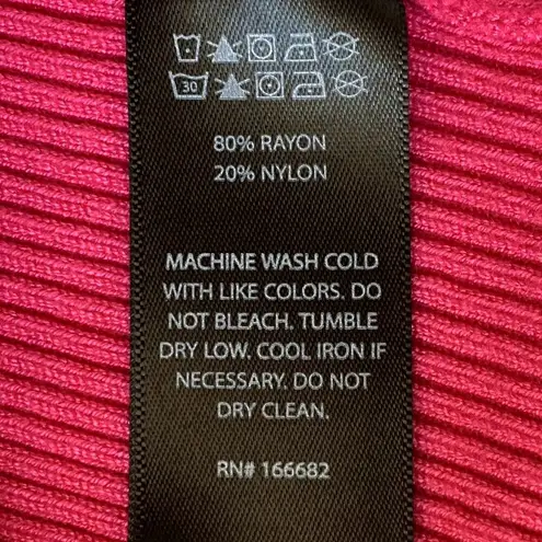 House of Harlow 1960 Ribbed Midi Skirt Set in Hot Pink