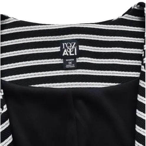 Roz & Ali Woman Black White Stripe Open Front 3/4 Sleeve Blazer Jacket Size 1X