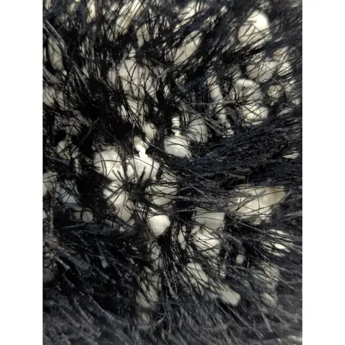 No Brand Scarf White Black Fuzzy Eyelash Soft Winter Warm Cozy