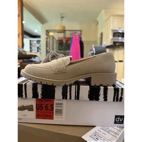 DV by Dolce Vita Women's Crisp Dune Loafers Size 6.5 Lug Sole Penny Academia