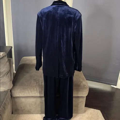 Women’s Blue Velvet Double Breasted Formal 2