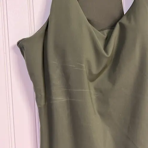 Anne cole NWT  Active Scoop Neck Tank Top Women's M Green