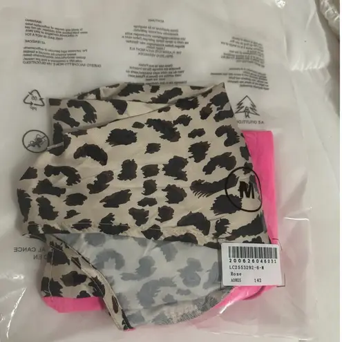 Contrast Pink & Leopard Colorblock V Neck Boutique Top Short Sleeve Shirt Size M