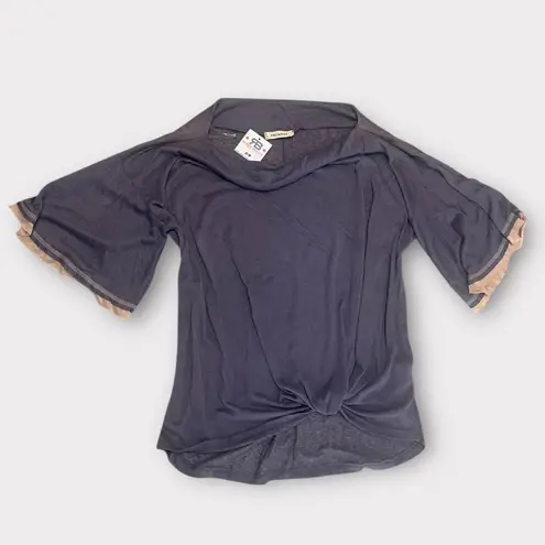 Prómesa NWT. Navy Blue Boatneck Blouse