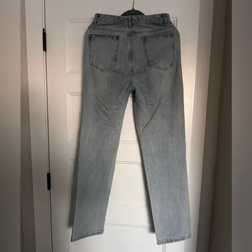 Pretty Little Thing  Light Wash Jeans