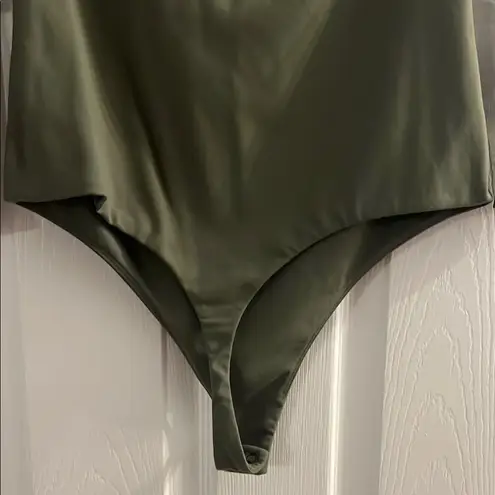 Nuuds Forest Green Bodysuit… new without tags…. Never worn Size L