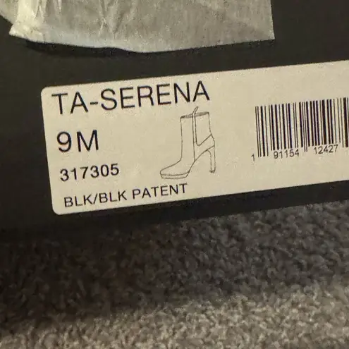 Tahari
Serena Elegant Black Ankle Booties