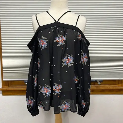 Ro & De NWT Black Strappy Floral Embroidered Open Shoulder Top Size Medium