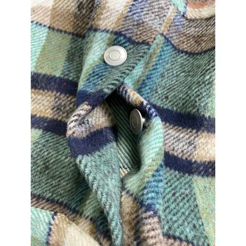 HYFVE  Size Medium Cropped Plaid Flannel Shacket Jacket Teal Tan Back Buttons - Image 13