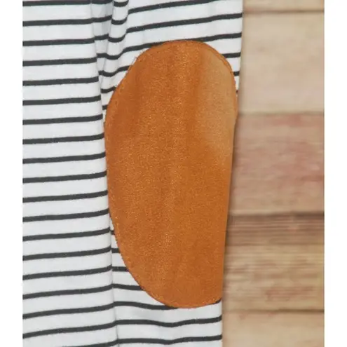 Blooming Jelly Knit Shirt Top Size L White Black Stripe Faux Suede Elbow Patches