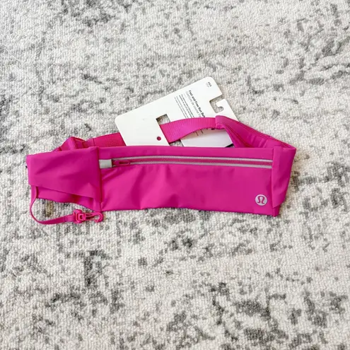 Lululemon NEW  Fast and Free Running Belt Sonic Pink