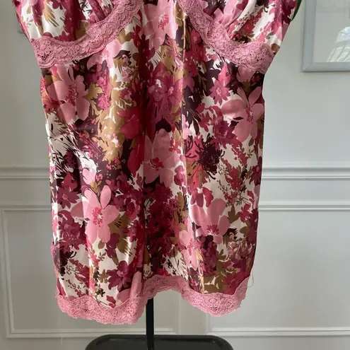 Vintage Y2K Floral Satin Camo Tank Lace Trim Mauve Pink Burgundy M Size M
