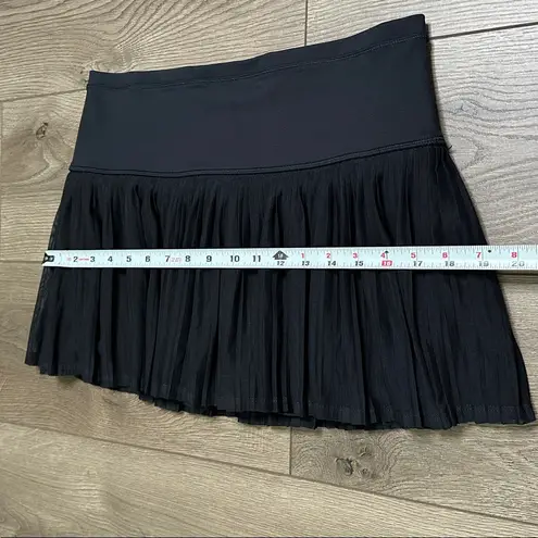 IBKUL 13” Black Pleated Tennis Skirt Side Pockets Size Medium