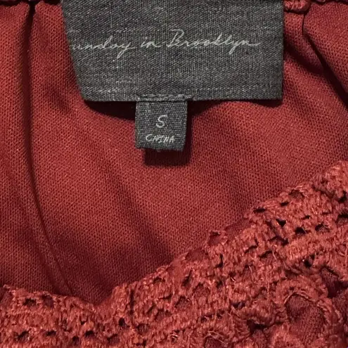 Sunday in Brooklyn Womens Size Small Off-The-Shoulder Rust Red Evie Crochet Top