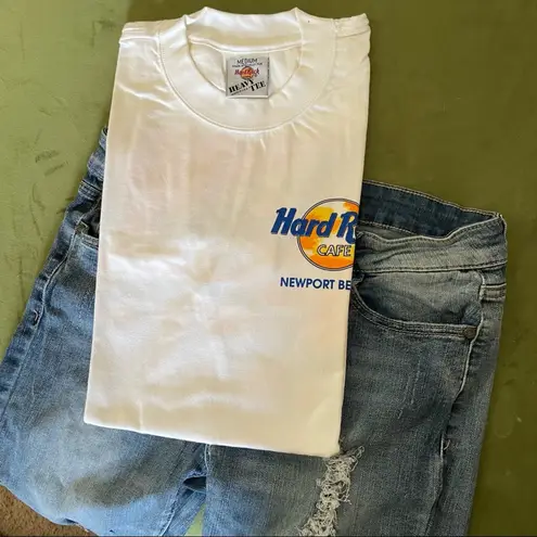 90s Newport Beach tee shirt White Size M
