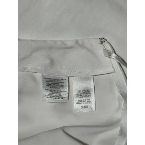 Jones New York Signature Dress Pants Size 4 White Stretch Keyhole Bottom Detail