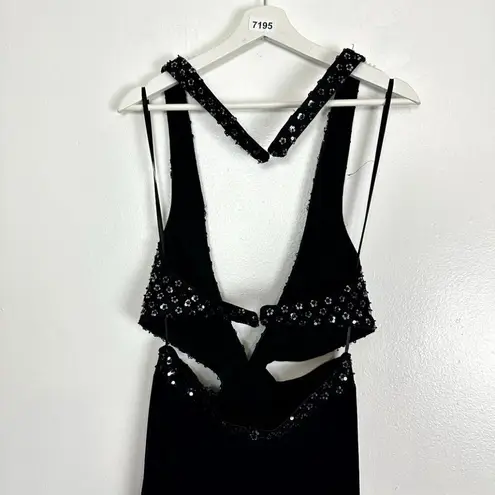 Mac Duggal Sequin Sheath Gown in Black Size US 6