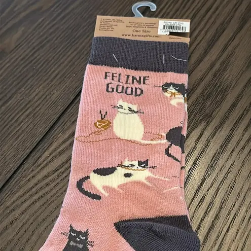 Karma Feline Good Cat Crew Socks OS New Pink