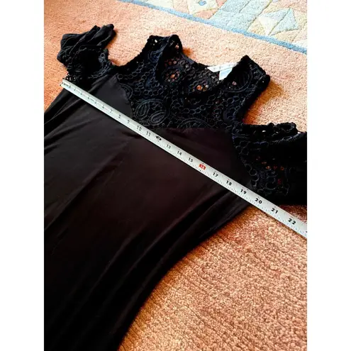 Peter Nygard NWT black cold shoulder crochet trim maxi dress boho elegant