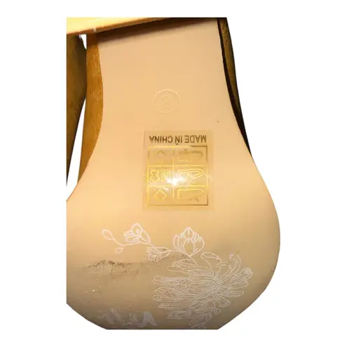 Mi.iM Camel Leather Bias Cut Booties Women’s Size 8 • Ivory Stitching • Back Zip Brown