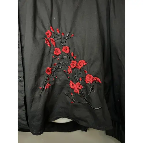 Streetwear Society Shirt Womens Large Black Embroidered Red Floral Button Up Top