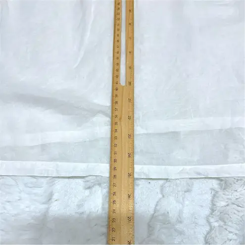 Boutique Vintage Shirt Women Large Red Black White Embroidered Snow Holiday Puffy *FLAW