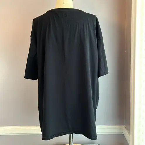 Savage X Fenty black essential classic tee shirt with embroidered logo Size XL