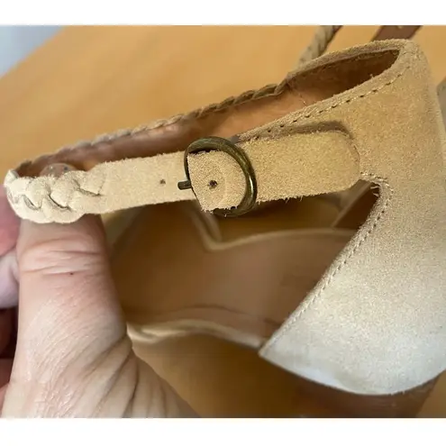 Soludos Hazel Block Heels in Tan Size 9