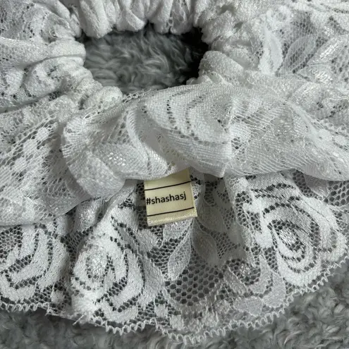 White Lace Hair Scrunchies Set